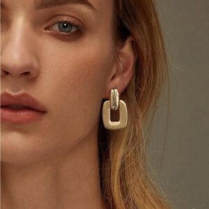 Elegant Gold-Tone Geometric Earrings